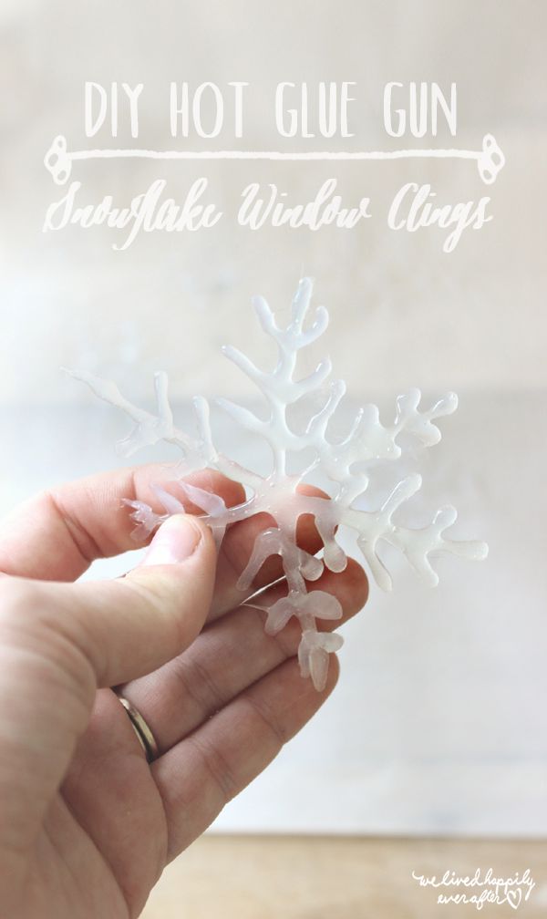Begrüße Weihnachten mit diesen DIY glänzenden Schneeflocken aus Klebstoff - Schneeflocke aus Klebstoff