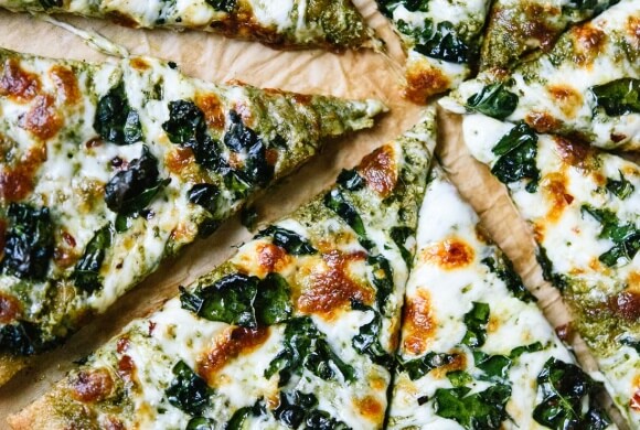 Diese vegetarische Pizza werden auch alle Fleischliebhaber einfach lieben Diese vegetarische Pizza werden auch alle Fleischliebhaber einfach lieben