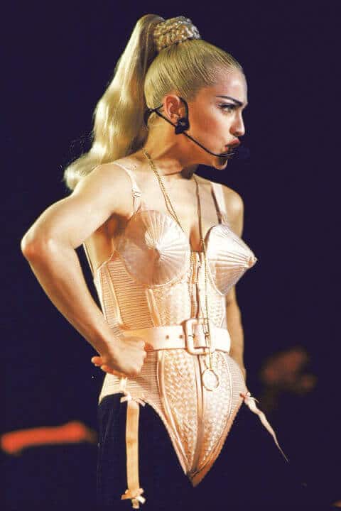 Powerhouse Pony inspiriert von Madonna, ausgefallener Haartrend
