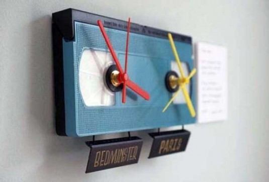 extravagante Wanddeko - Uhr aus alten Audiokassetten bauen
