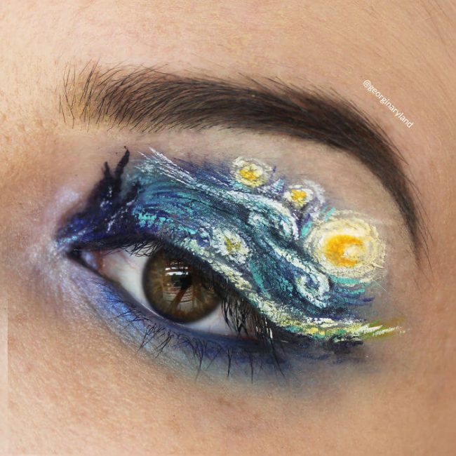 extravagantes Make-up - Kunstwerk auf dem Augenlid