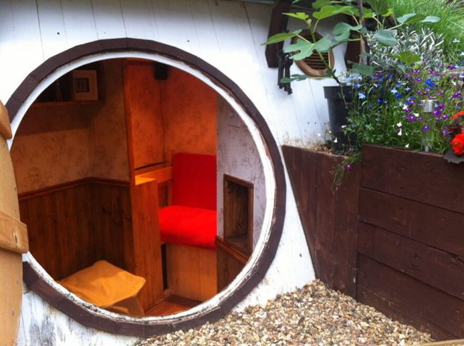 Hobbit Haus dekorieren - Mini Garten Deko Ideen