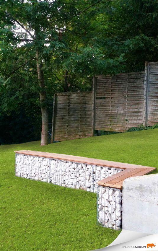 Gartendeko - Bank aus Steinen, Gitter und Holzplatten bauen - DIY Gartenbank