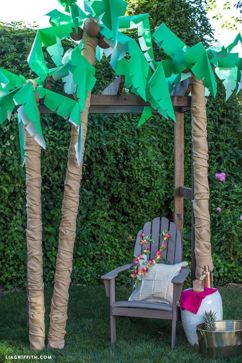 Palmen selber machen - DIY Garten-Party Deko