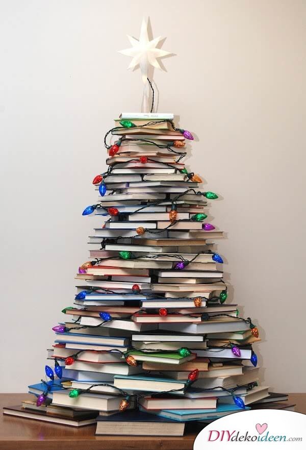 DIY Weihnachtsbaum-Bastelideen, Weihnachtsbaum aus Bücher