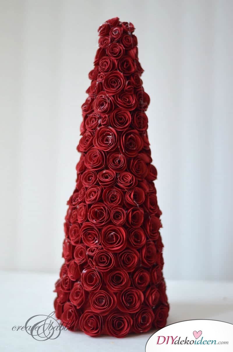 DIY Weihnachtsbaum-Bastelideen, Rosen aus Papier basteln