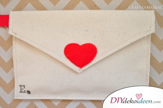 DIY Stoffbriefumschläge - süße Geschenkideen für den Valentinstag