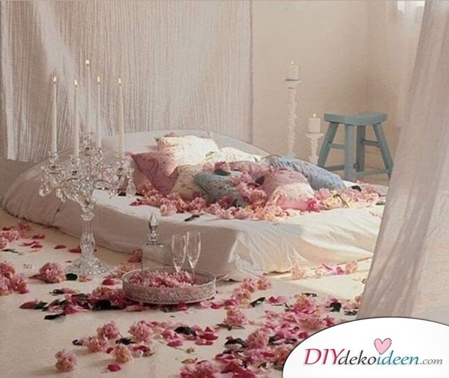 DIY Schlafzimmer Deko-Ideen zum Valentinstag: vintage Deko mit Blumen 
