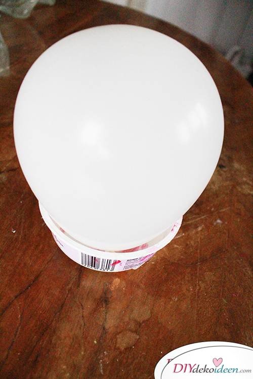 DIY Dekoidee - Luftballon als Grundform 