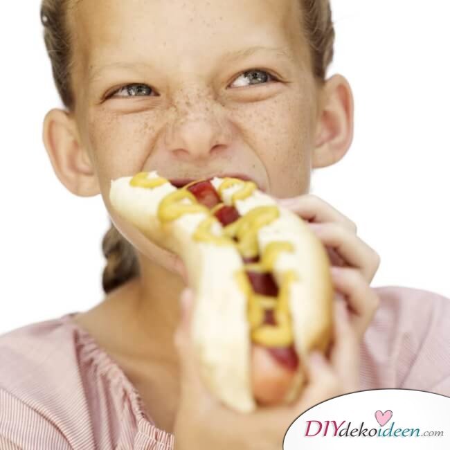 vegane Hot Dogs mit Süßkartoffel-Fries - Schmackhafte Gerichte 