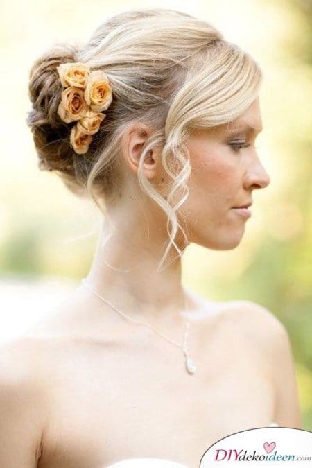 DIY Brautfrisuren für kurze Haare - Dutt 