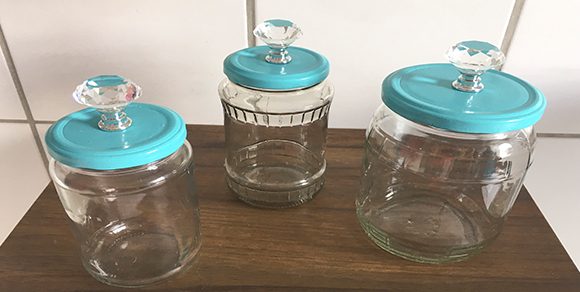 Süße Upcycling-Idee aus alten Glaskonserven Süße Upcycling-Idee aus alten Glaskonserven