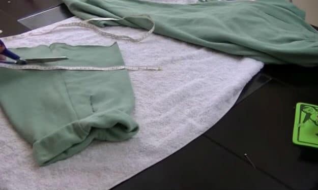 Hundemantel basteln - DIY Projekte mit alten Hosen
