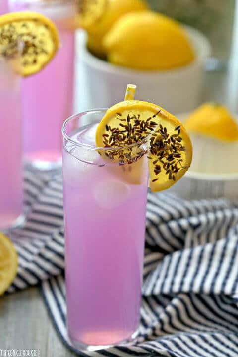 Limonade mit Lavendel-Geschmack - DIY Getränke