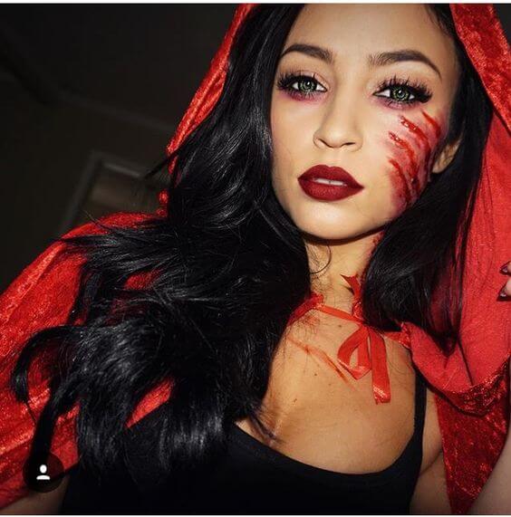 Rotkäppchen Kostüm und Make-up zu Halloween