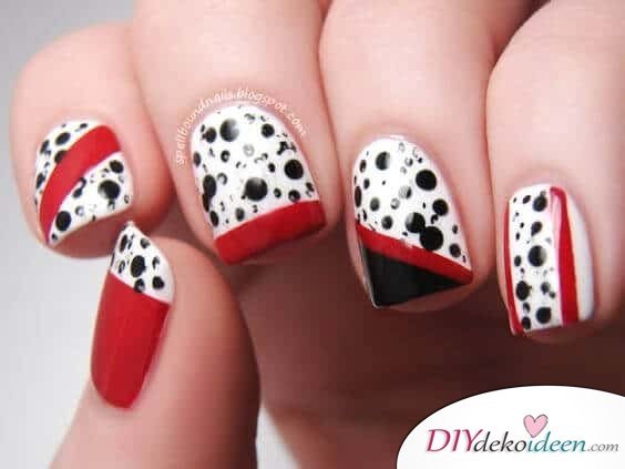 DIY Ideen für schöne Nägel zu Fasching - Dalmatiner-Nägel