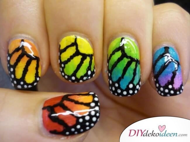 DIY Ideen für schöne Nägel zu Fasching -Schmetterling-Maniküre 