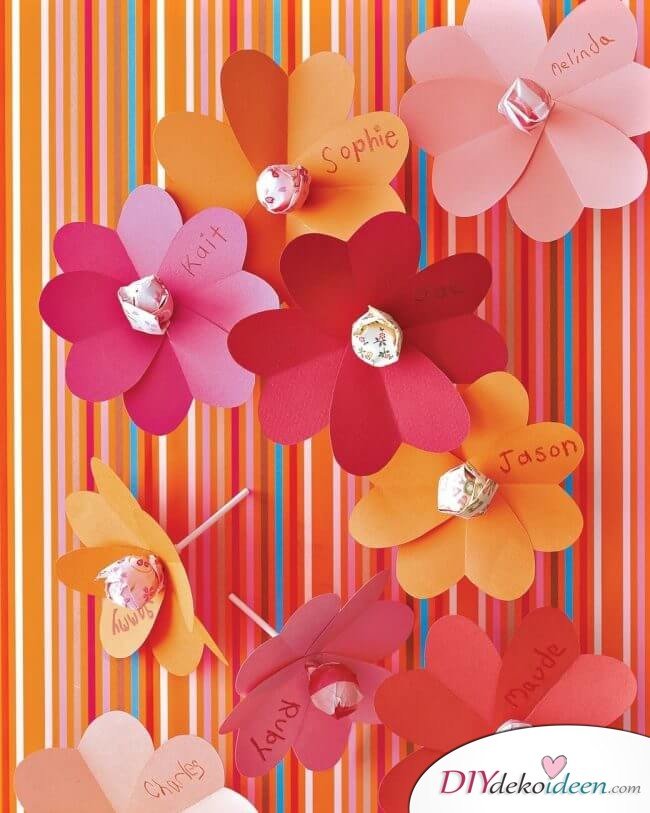  Herzchenblüten mit Lutschern - DIY Last Minute Valentinstag Bastelideen 