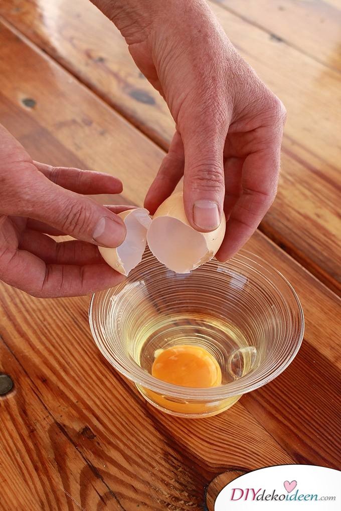 DIY Haushaltstipps und Life-Hacks - Eier trennen