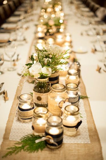 Hochzeitstischdeko Ideen - Kerzenlichter in Einmachgläsern 