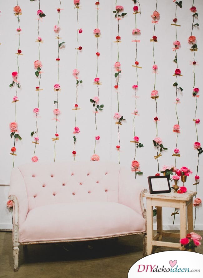 DIY Hochzeitsdekoration Bastelideen - Blumenvorhang
