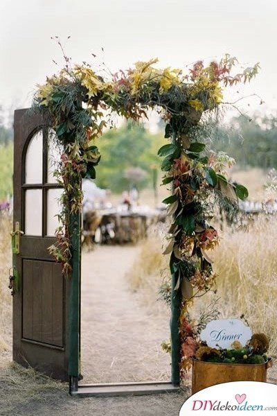 DIY Hochzeitsdekoration Bastelideen - Vintage-Tür 