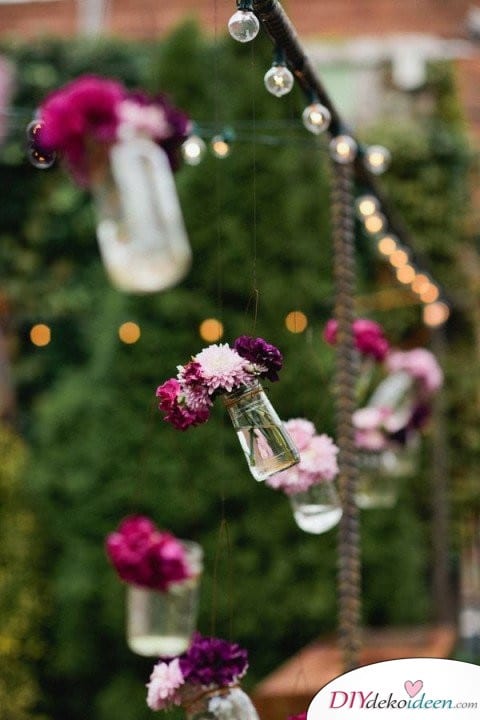 Garten Hochzeit - DIY Blumen Dekoideen