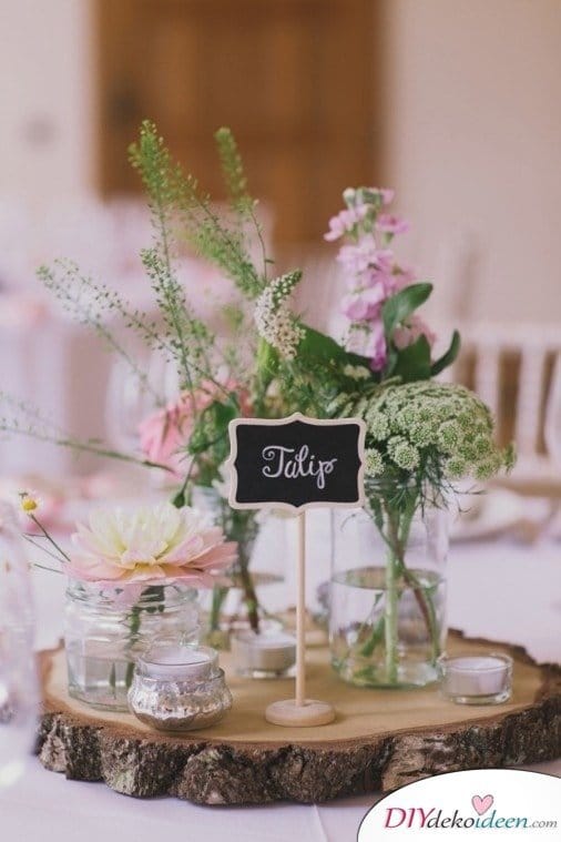 Hochzeitsdeko mit Einmachgläsern - Blumendeko Ideen