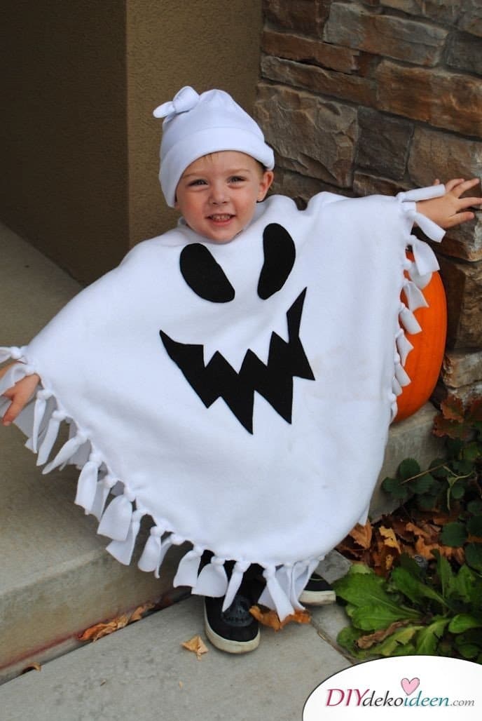 11 Halloween Kostüm Ideen für Kinder - DIY Gespenst Kostüm