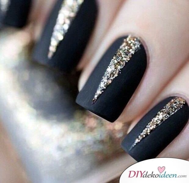 Silvester Nageldesign- elegante schwarze Nägel