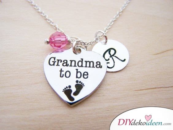 Oma in spe – Halskette für die werdende Großmutter
