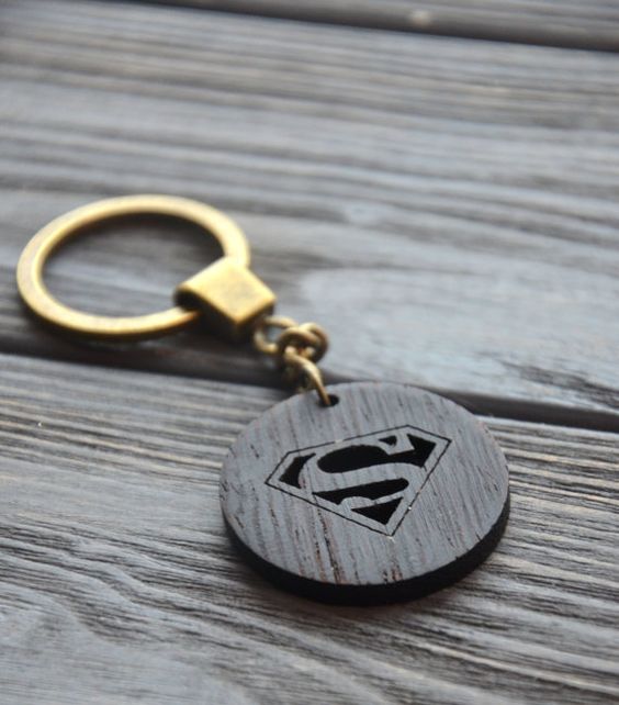 Superman-Schlüsselanhänger - Geschenk für den kleinen Bruder