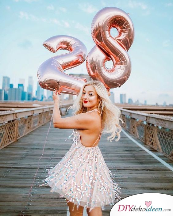 Zahlenluftballons - Geschenke für Frauen zum Geburtstag