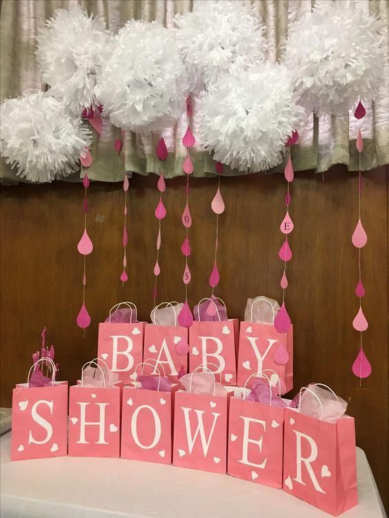 A rain shower - The perfect ideas for baby party decoration 