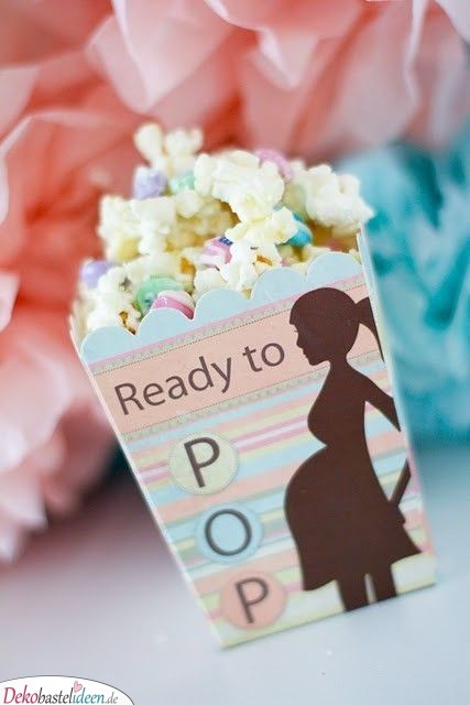 Eating for baby party - sweet popcorn 