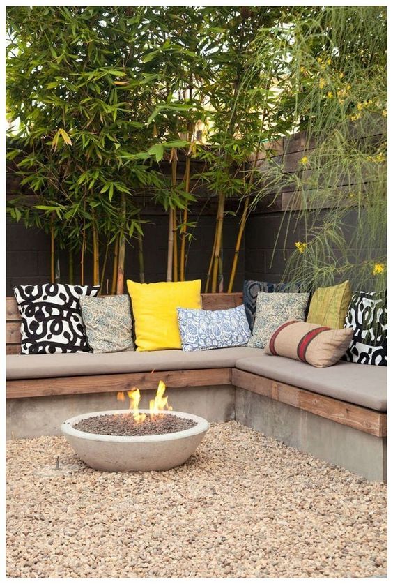 One loading fireplace - Garden shaped ideas 