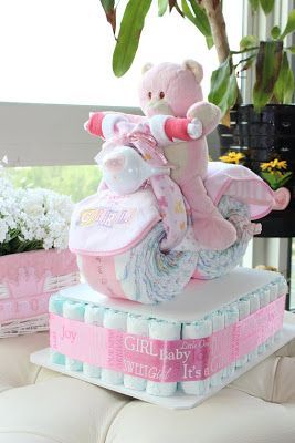 Witzige Baby Shower Geschenke – Motorrad aus Windeln