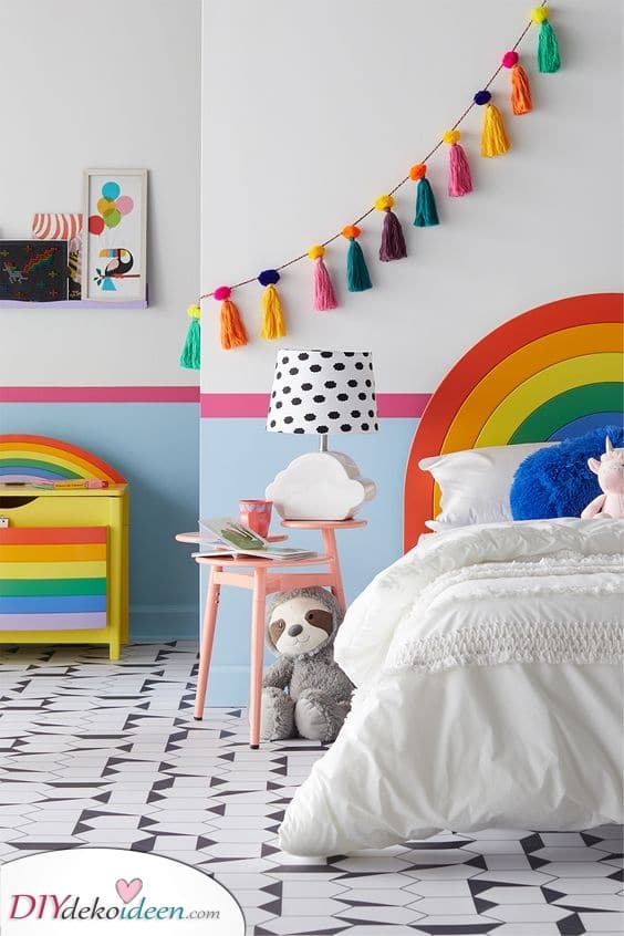 Möbel wie der Regenbogen als Mädchenzimmer Dekoideen
