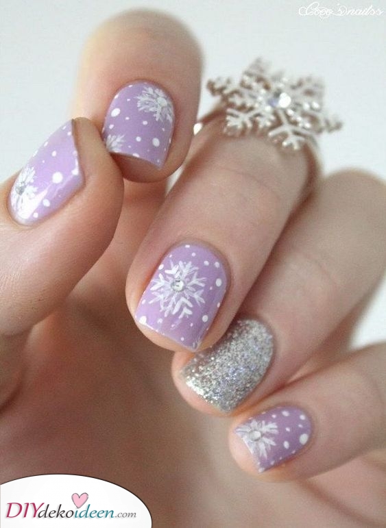 Schön in Lavendel – Schneeflocken in Hülle und Fülle
